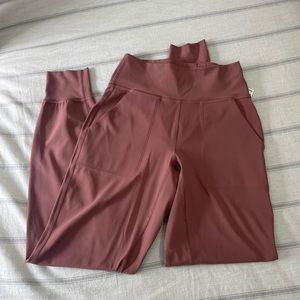 lululemon align jogger 28”